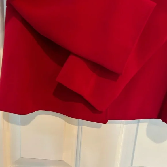 Tahari beautiful deep red women’s blazer jacket. flattering cut-style - size 8 - Picture 7 of 14